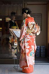 《地平线：西之绝境》完整版登陆PS5 比单买更划算